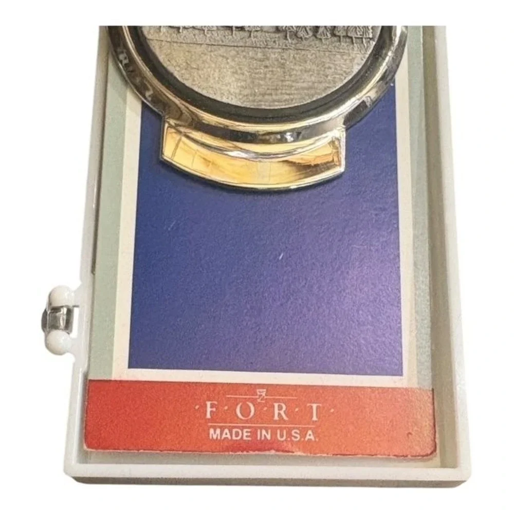 FORT Collectable Colorado Souvenir Money Clip Silver Tone Metal